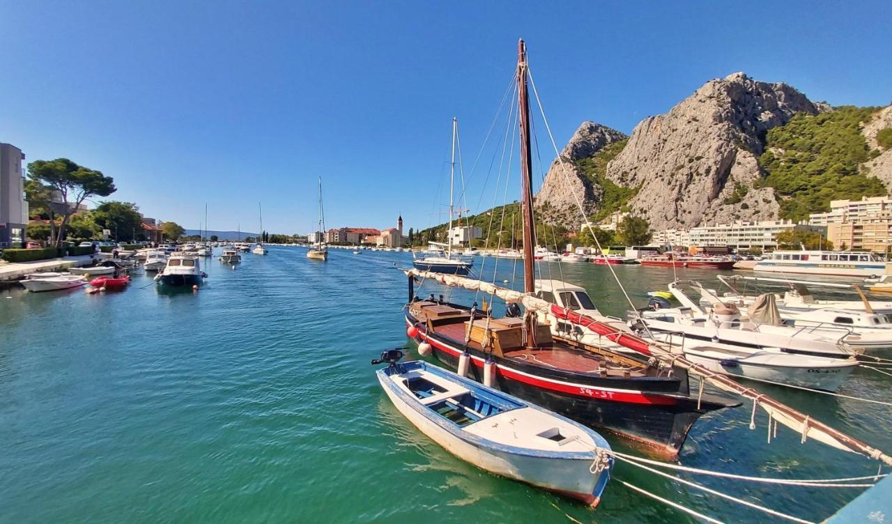 Apartment Merica Omiš Exterior foto