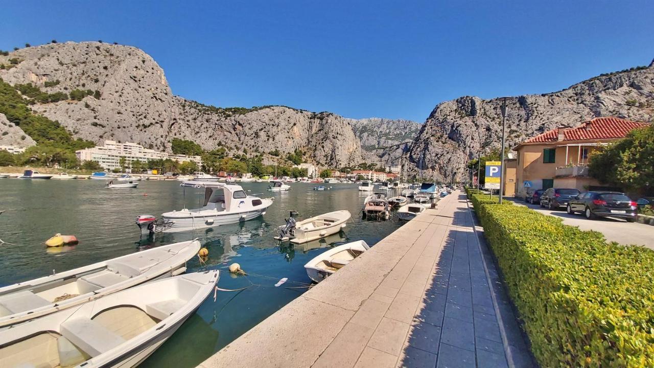 Apartment Merica Omiš Exterior foto